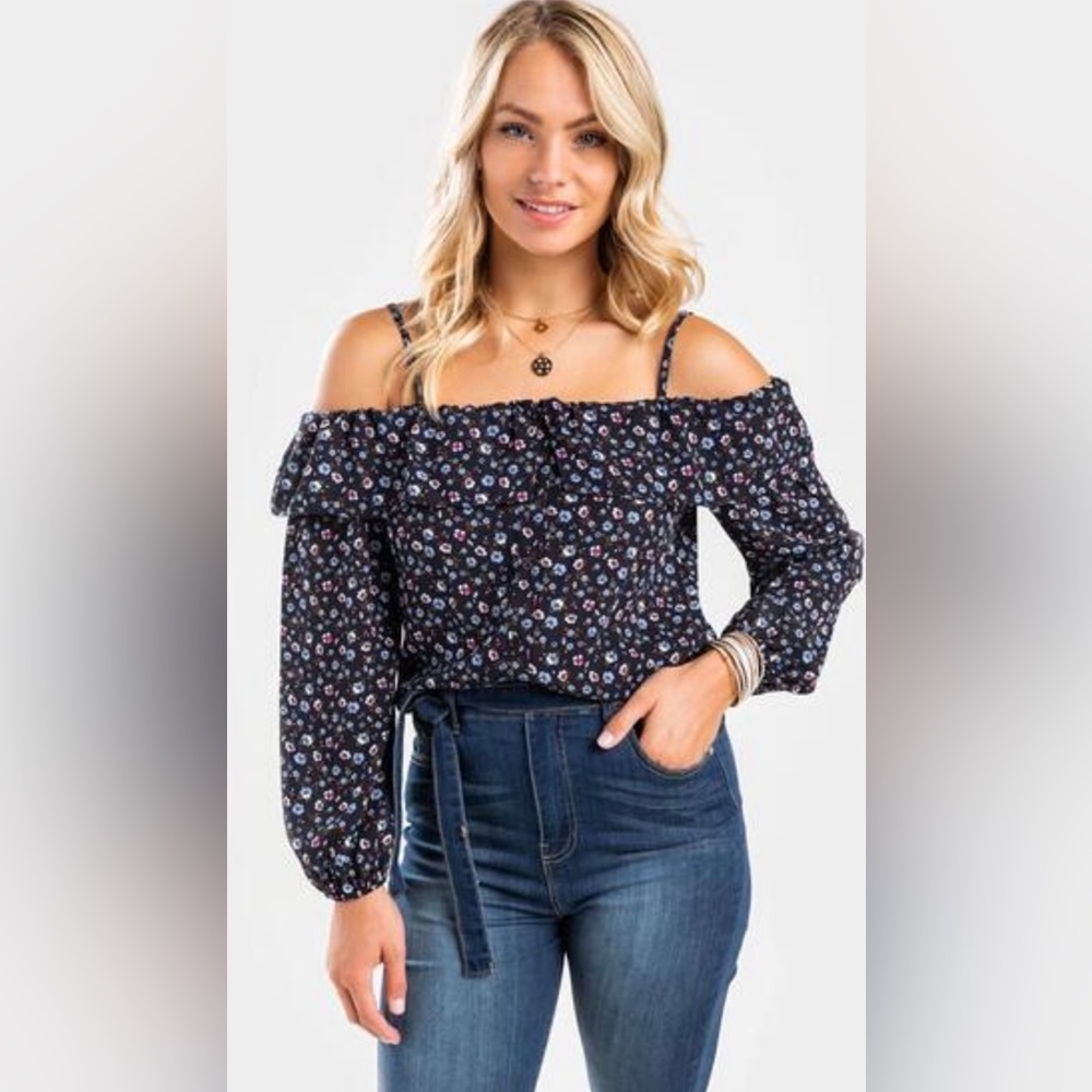 Francescas Collection Boutique Floral Cold Shoulder Blue Blouse Size Large NWT - Picture 1 of 8